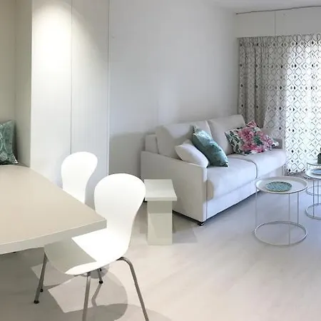 Ile Cannes Marina Мандельё-ла-Напуль