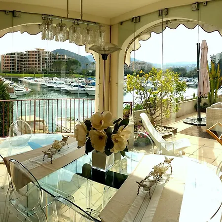 Ile Cannes Marina *