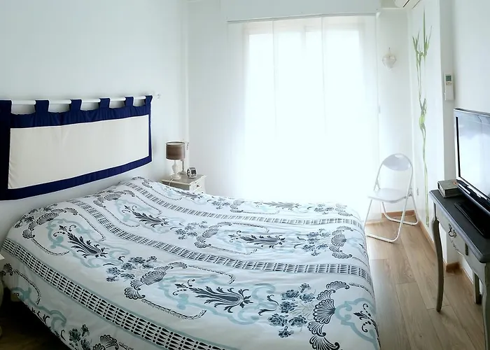 Ile Cannes Marina * Мандельё-ла-Напуль